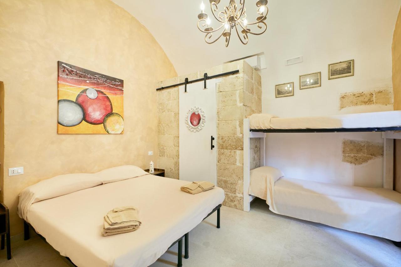 Centro Storico Rooms Галлиполи Экстерьер фото